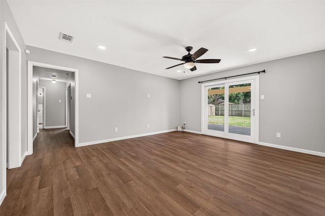 7415 Troulon Drive, Houston, TX 77074