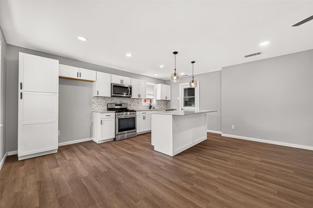 7415 Troulon Drive, Houston, TX 77074