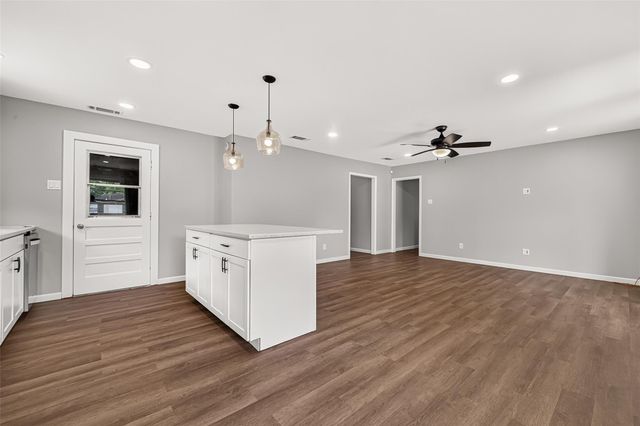 7415 Troulon Drive, Houston, TX 77074