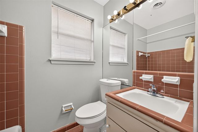 7415 Troulon Drive, Houston, TX 77074