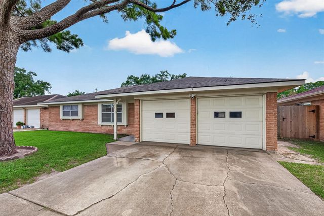 7415 Troulon Drive, Houston, TX 77074