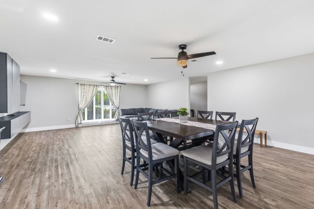 112 Royal Lane, Commerce, TX 75428