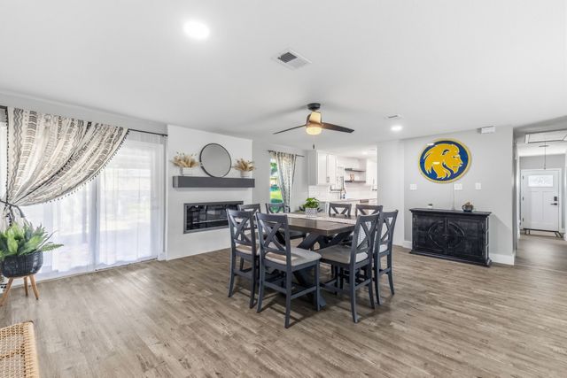 112 Royal Lane, Commerce, TX 75428