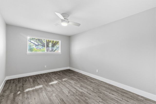112 Royal Lane, Commerce, TX 75428