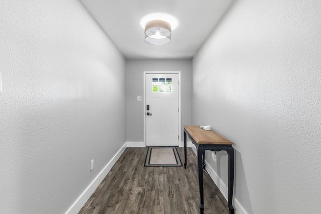 112 Royal Lane, Commerce, TX 75428