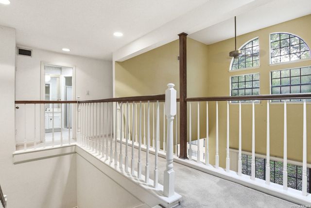7930 Roanoke Run Apt 503, San Antonio, TX 78240