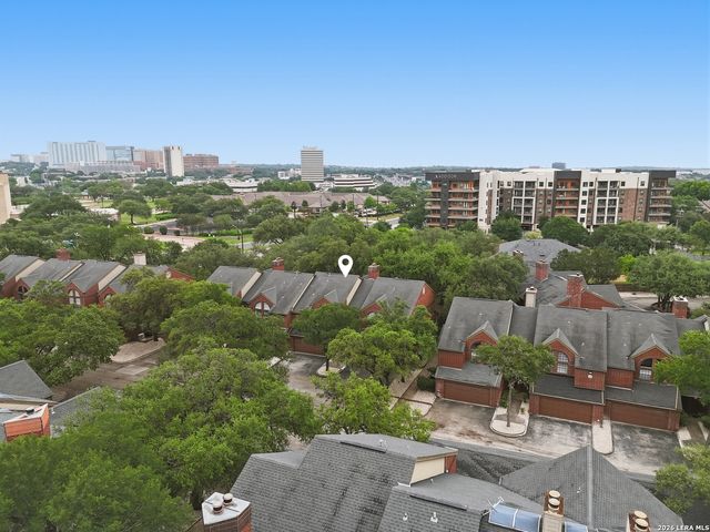 7930 Roanoke Run Apt 503, San Antonio, TX 78240