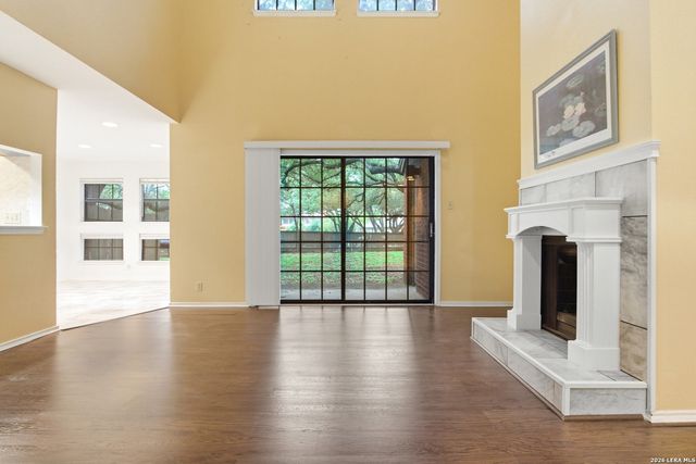 7930 Roanoke Run Apt 503, San Antonio, TX 78240