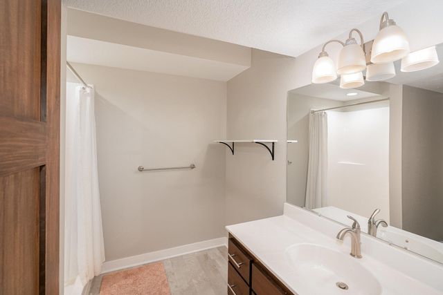 1114 Sunset Boulevard NW, Montgomery, MN 56069