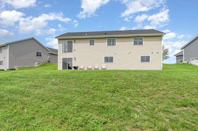 1114 Sunset Boulevard NW, Montgomery, MN 56069