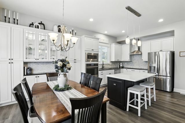 10213 Highmeadow Lane, Independence, KY 41051