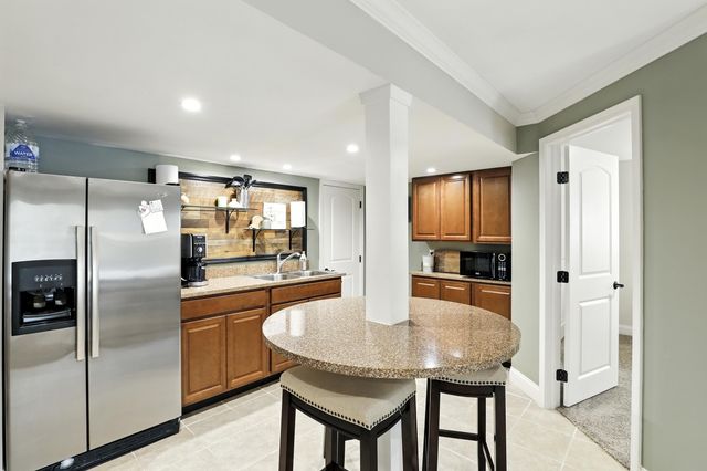 10213 Highmeadow Lane, Independence, KY 41051