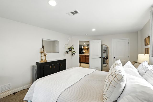 10213 Highmeadow Lane, Independence, KY 41051