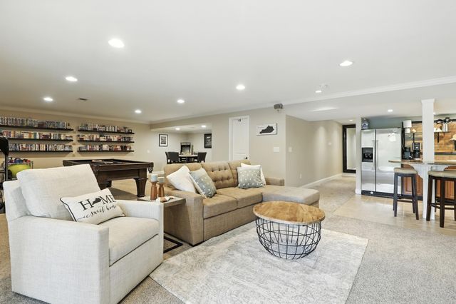 10213 Highmeadow Lane, Independence, KY 41051