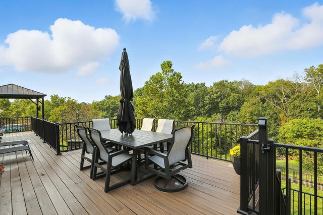 10213 Highmeadow Lane, Independence, KY 41051