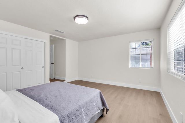 2372 North Ave, Sacramento, CA 95838