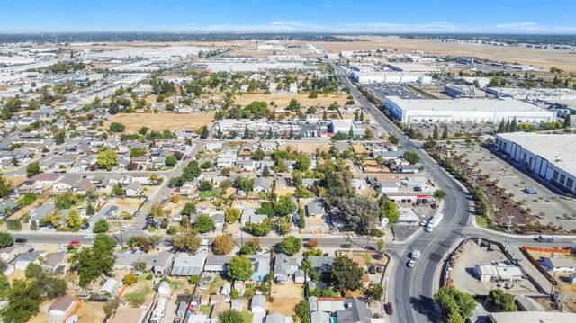 2372 North Ave, Sacramento, CA 95838