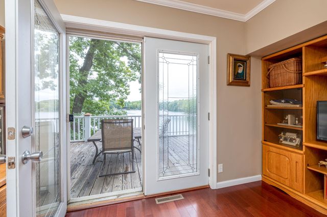 506 Mclachlan Point, Evart, MI 49631