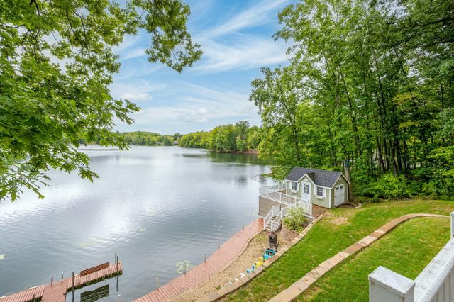 506 Mclachlan Point, Evart, MI 49631