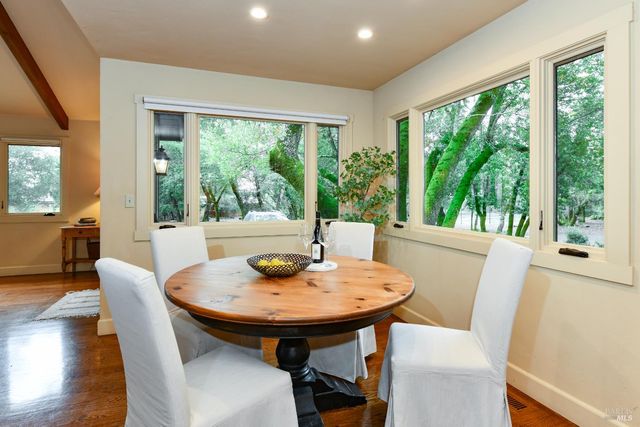 2120 Grove St, Sonoma, CA 95476