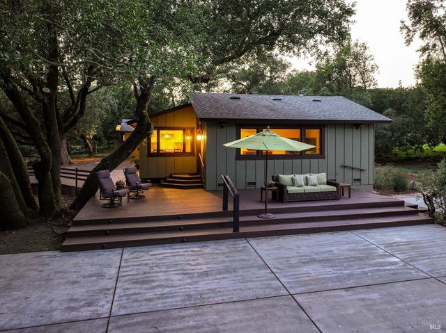 2120 Grove St, Sonoma, CA 95476