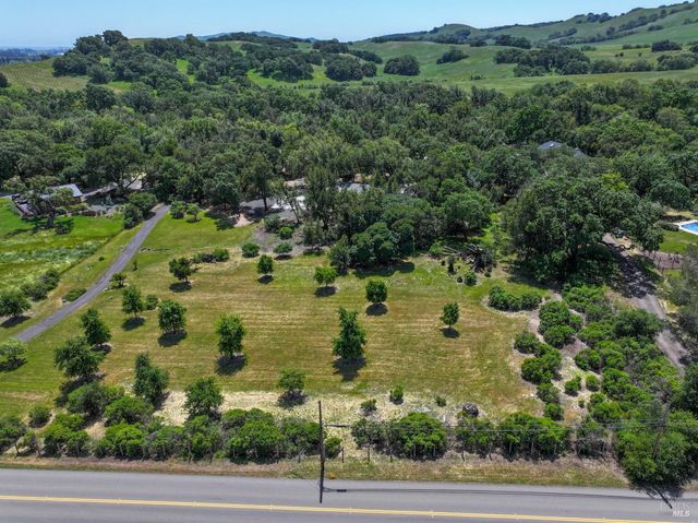 2120 Grove St, Sonoma, CA 95476