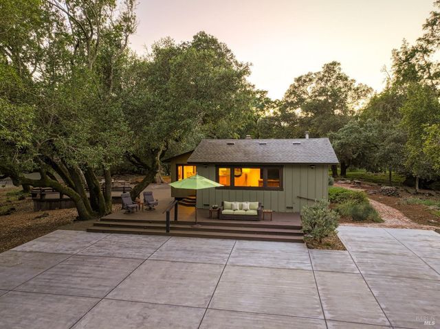 2120 Grove St, Sonoma, CA 95476