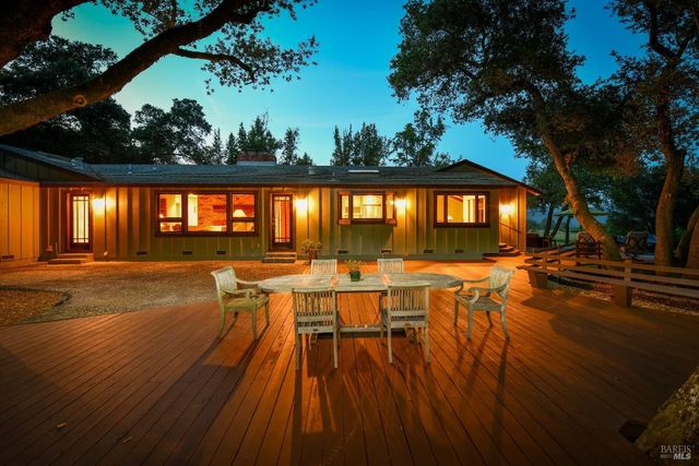 2120 Grove St, Sonoma, CA 95476