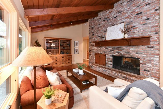 2120 Grove St, Sonoma, CA 95476