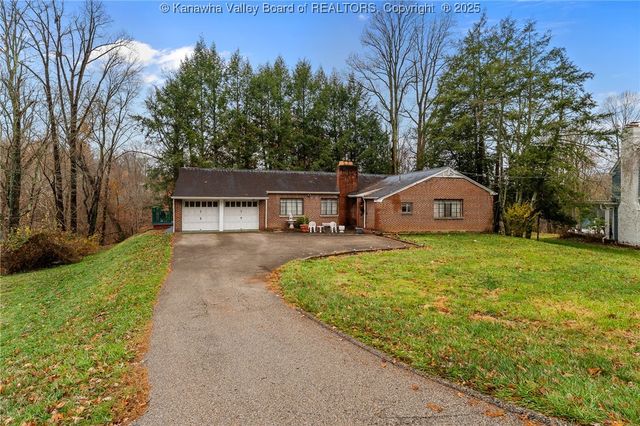 266 Oakwood Road, Charleston, WV 25314