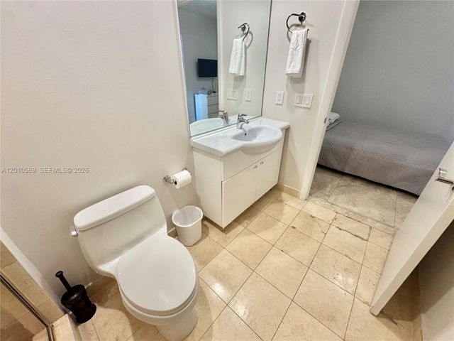 1800 S Ocean Dr 2602, Hallandale Beach, FL 33009