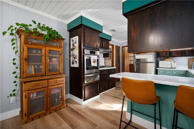 2834 MILITARY Highway, Pineville, LA 71360