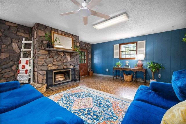 2834 MILITARY Highway, Pineville, LA 71360