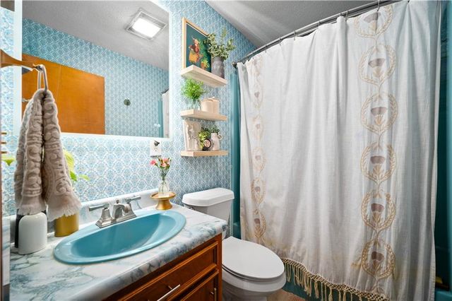 2834 MILITARY Highway, Pineville, LA 71360