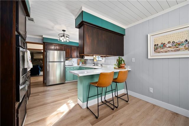 2834 MILITARY Highway, Pineville, LA 71360