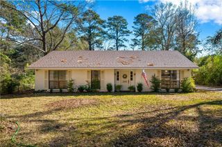 2834 MILITARY Highway, Pineville, LA 71360