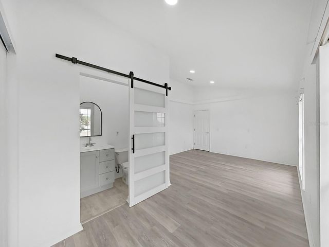 2130 SAXON LANE, Lakeland, FL 33810