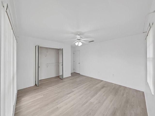 2130 SAXON LANE, Lakeland, FL 33810