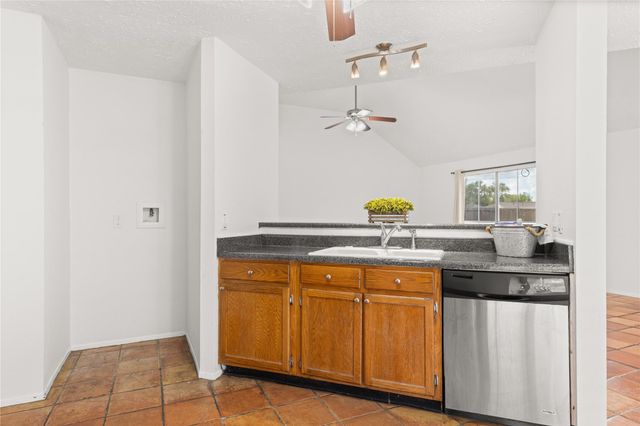 1818 Wildwood Drive, Deer Park, TX 77536