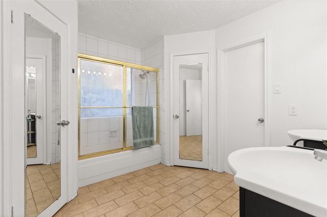 1818 Wildwood Drive, Deer Park, TX 77536