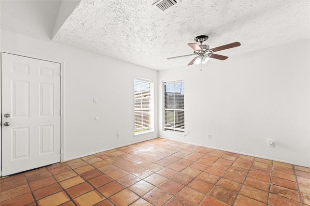 1818 Wildwood Drive, Deer Park, TX 77536