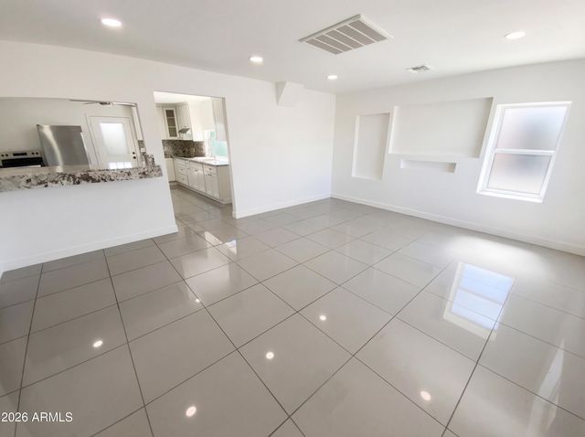 15633 N GREASEWOOD Street, Surprise, AZ 85378