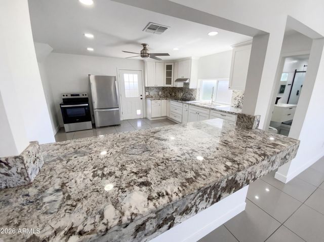 15633 N GREASEWOOD Street, Surprise, AZ 85378