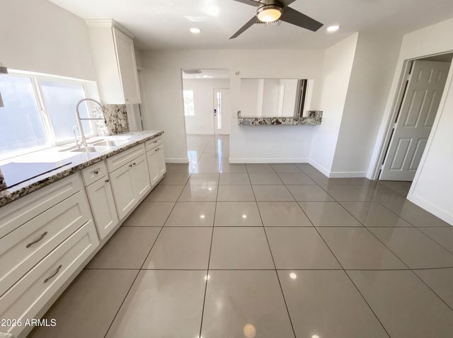 15633 N GREASEWOOD Street, Surprise, AZ 85378