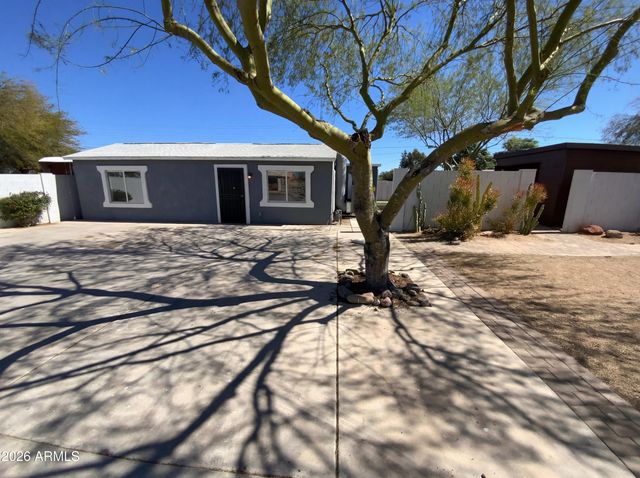15633 N GREASEWOOD Street, Surprise, AZ 85378