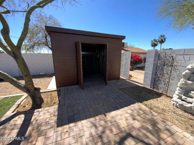 15633 N GREASEWOOD Street, Surprise, AZ 85378