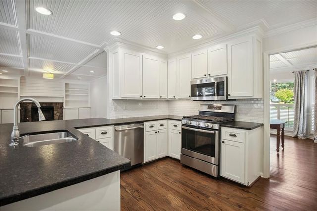 4009 Dover Avenue, Alpharetta, GA 30009