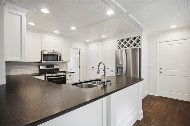 4009 Dover Avenue, Alpharetta, GA 30009