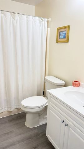 1801 Indian River Boulevard C7, Vero Beach, FL 32960