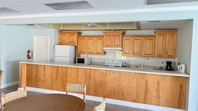 1801 Indian River Boulevard C7, Vero Beach, FL 32960